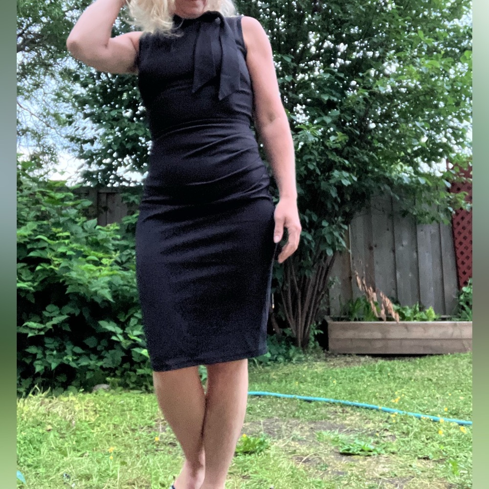 Miusol Audrey Hepburn Style Retro High Neck Tie Sheath Cocktail Dress